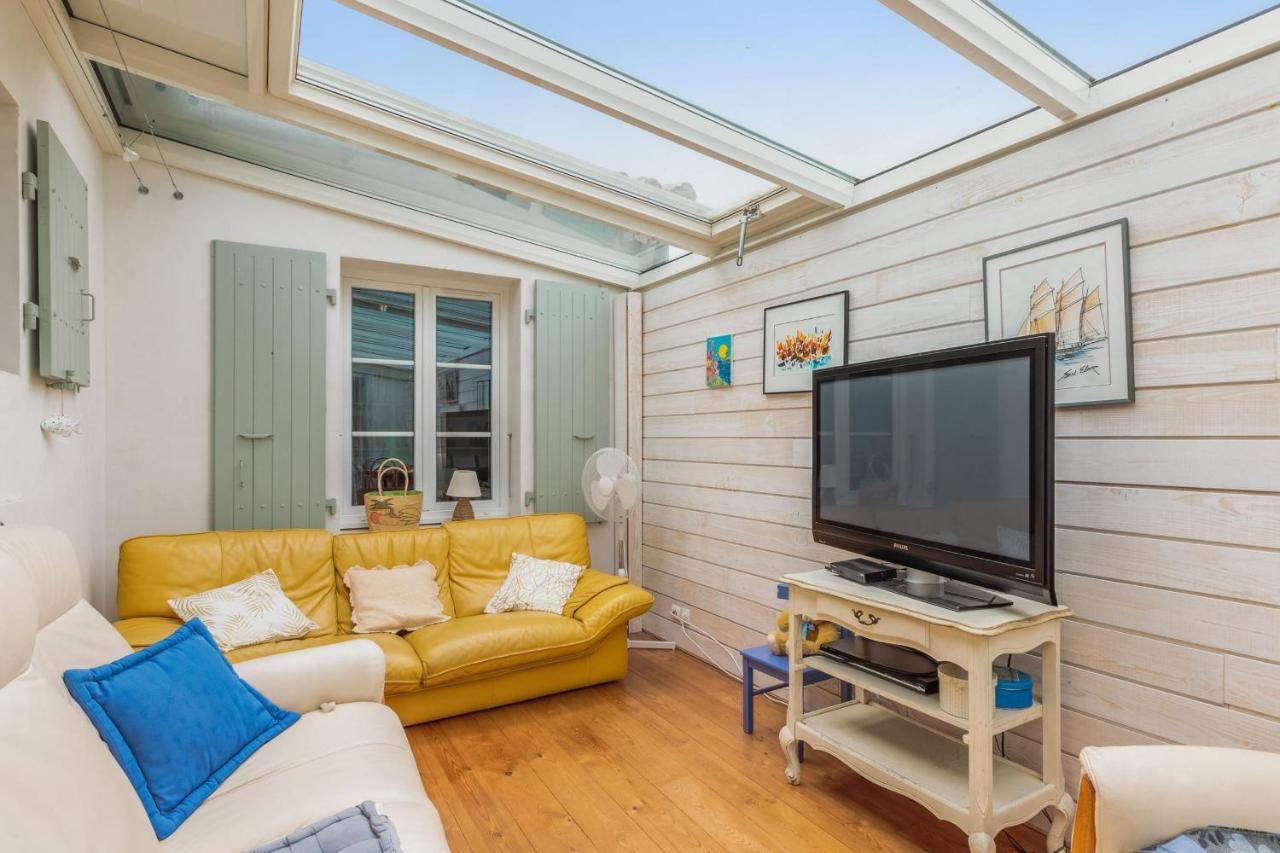 Nice Studio With Veranda Nearby The Beach In La Flotte - Welkeys Eksteriør bilde